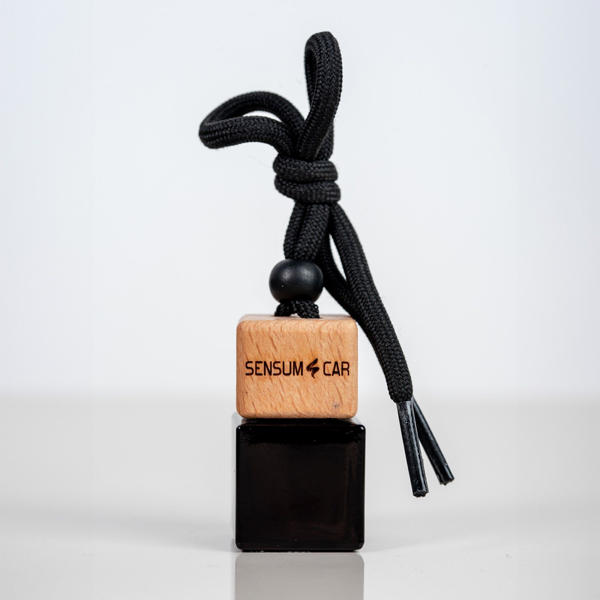 🎁 SENSUM CAR Luxury Perfume with hanging bottle - FANTASTIC GOLDEN BAMBOO (100% off)